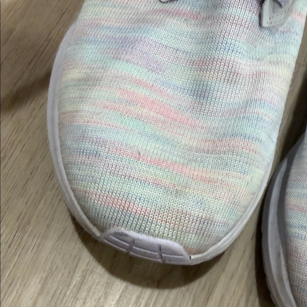 Freely 8 Pastel Knit Sneakers - Light Lavender Multi - Picture 7 of 8